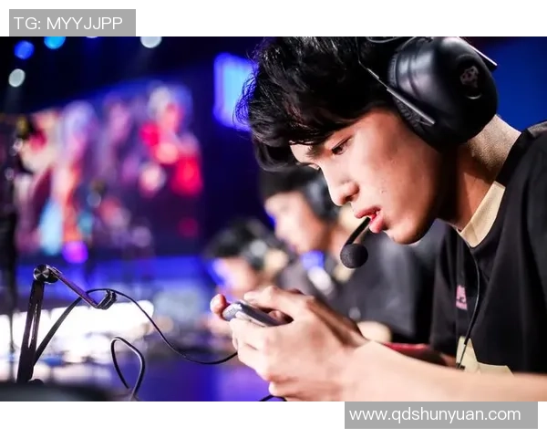 RNG在王者荣耀赛场上的节奏起伏与战术调整分析 RNG在王者荣耀赛场上的节奏起伏与战术调整分析